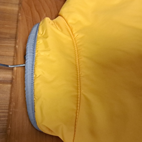 FLASH SALE Tommy Hilfiger puffer vest L - Picture 6 of 7